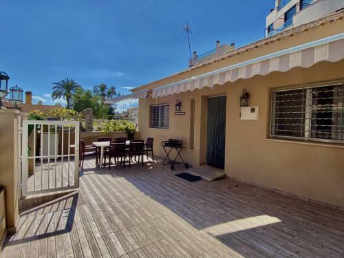 Casa Carlos 3 Bed 2 Bath 1 Min Walking To The Beach