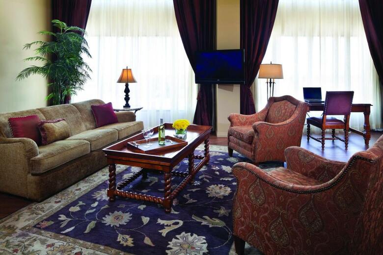 Sheraton Red Deer Hotel