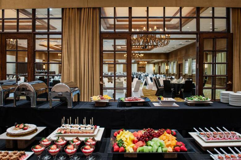 Sheraton Red Deer Hotel