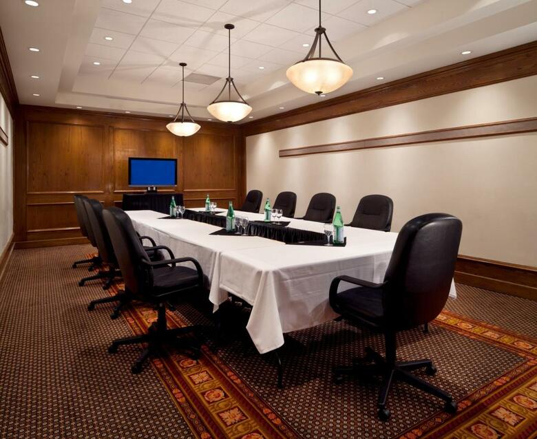 Sheraton Red Deer Hotel