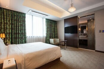 Hotel Pharos
