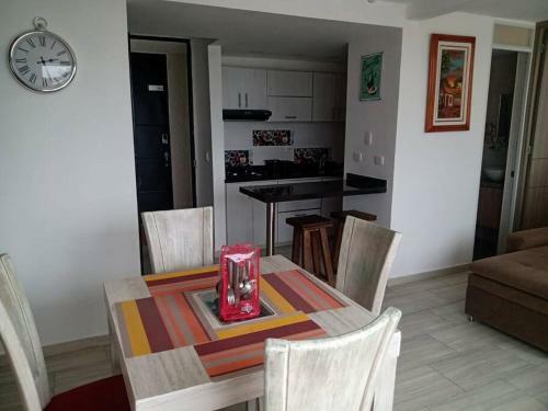 Hermoso Apartamento Ricaurte