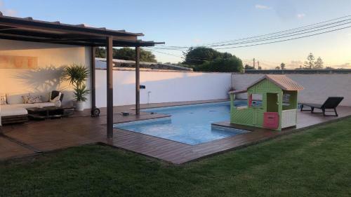 Chalet Con Piscina Y Barbacoa