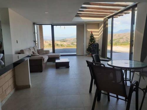 Hermosa Caba�a de Descanso Cerca A Villa de Leiva