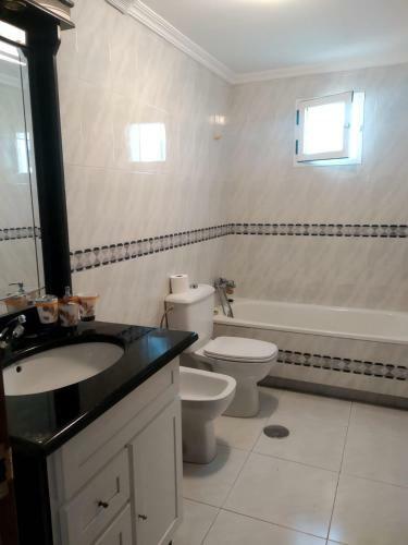 Amplio Apartamento En Illa De Arousa, Pr�ximo A La Playa