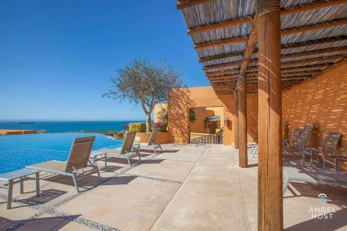 Oceanview Home At Puerta Cortes Golf Cart Included!