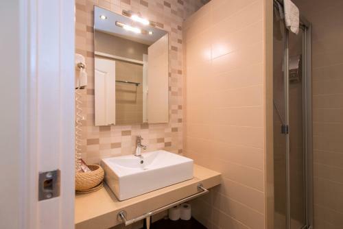 Hostal Blanc Guest House