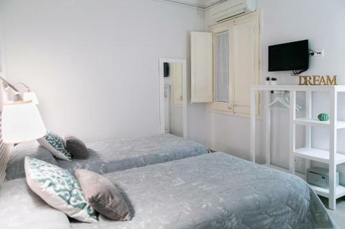 Hostal Blanc Guest House