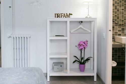 Hostal Blanc Guest House