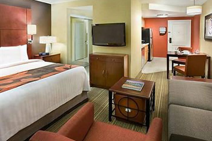 Hotel Residence Inn By Marriott Calgary Airport