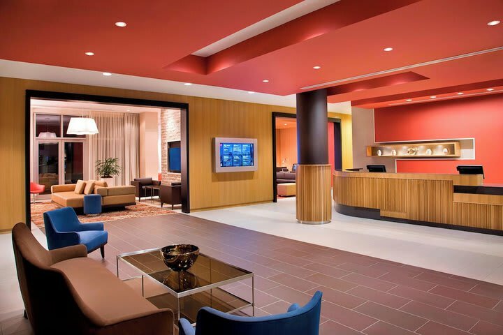 Hotel Residence Inn By Marriott Calgary Airport