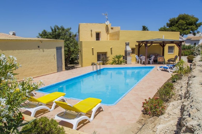 Sunny Villa
