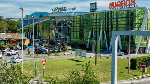 Apartamento Sobnb Parc - Spacieux Appartement Devant Tram Av Parking