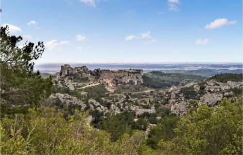 Beautiful Home In Aramon With Wifi And 3 Bedrooms