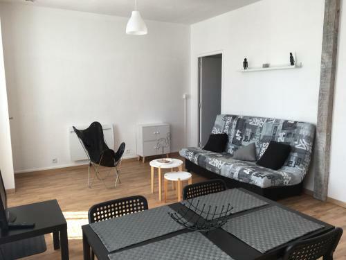 Apartamento Acca Larentia