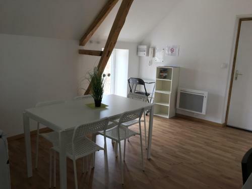 Apartamento Acca Larentia