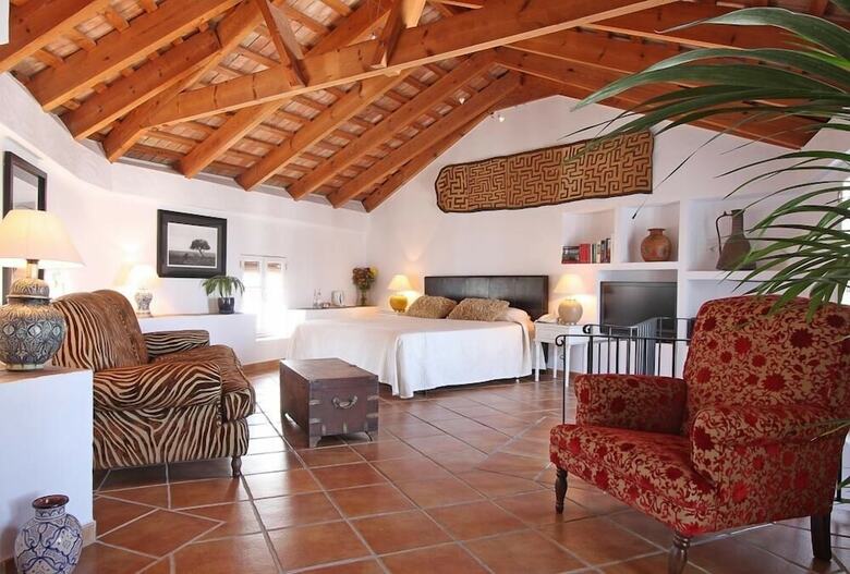 Hotel La Casa Del Califa