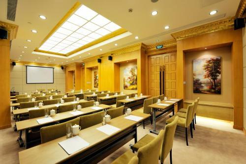 Riverview Hotel On The Bund