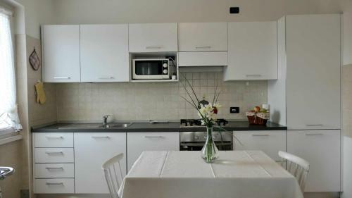 Apartamento Casa Da Nonno Clode Al Sole Tressilla Ospitar