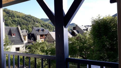Le Balcon Face � L'aspin