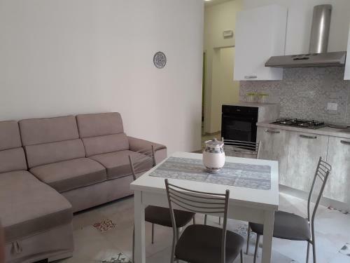 Apartamento Un Appartamento A Pochi Passi Dal Mare Liol�