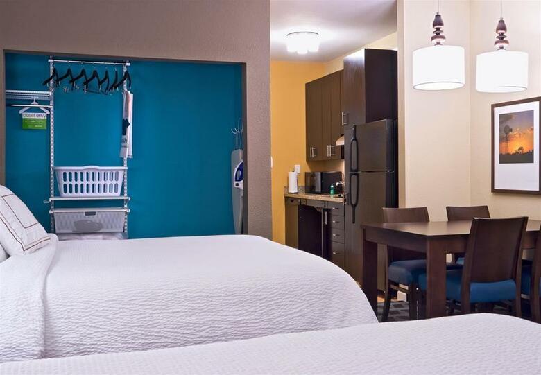 Hotel Towneplace Suites By Marriott Dodge City
