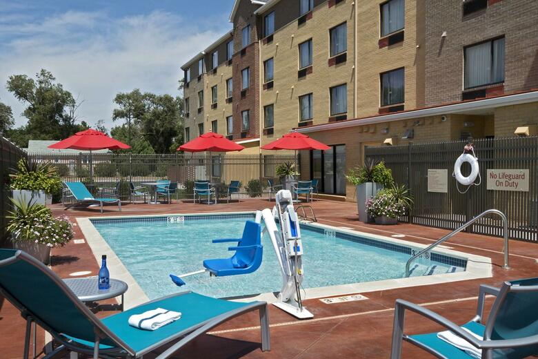 Hotel Towneplace Suites By Marriott Dodge City