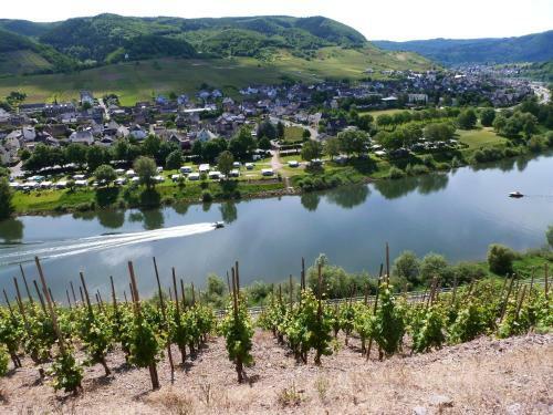 Apartamentos Ferienwohnungen Am Bruttiger Moselsteig