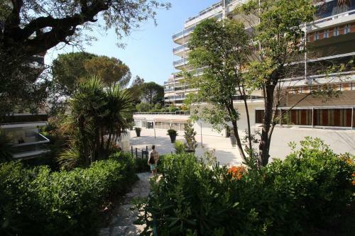 Le Corinthe Studio Apartment