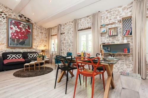 Apartamento Superbe Appartement Loft Vieil Antibes