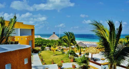 Aparthotel Arrecifes Suites