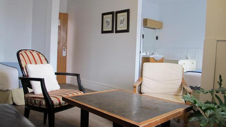 Hotel Au Petit H�tel