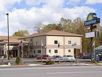 Motel Days Inn & Suites Niagara Falls/buffalo