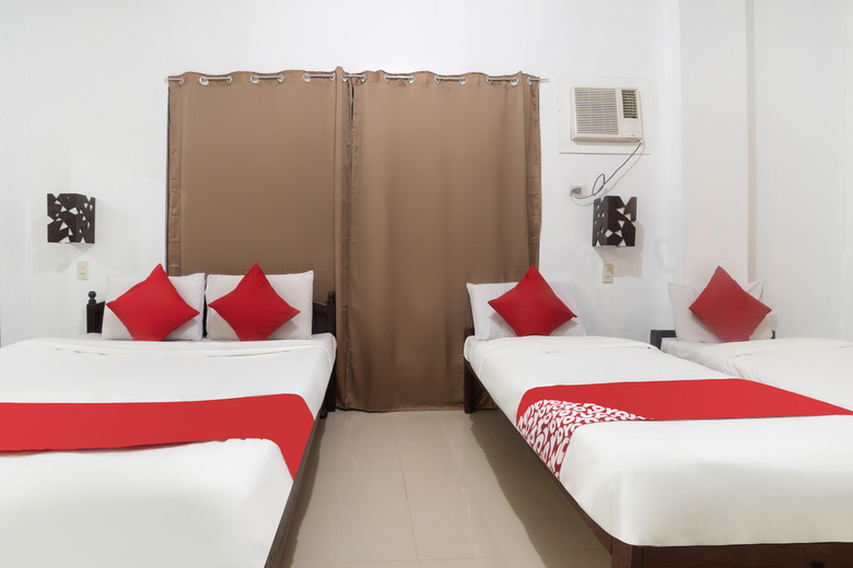 Ponce Suites Gallery Hotel