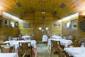 Hotel Alkazar