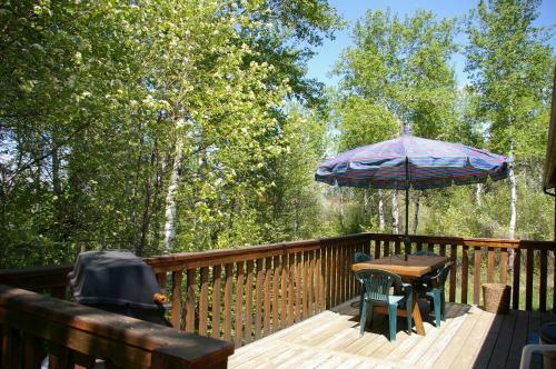 Creekside Cabin