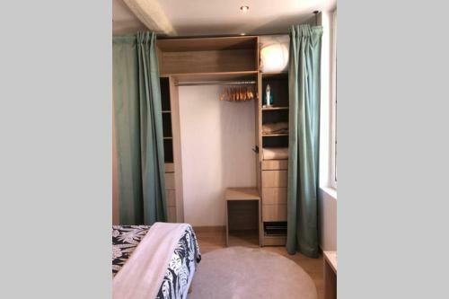 Apartamento New ! Lovely 3 Br/ 3 Bth With Garden