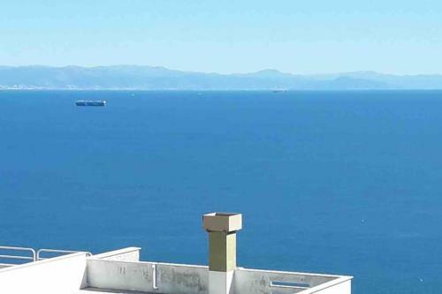 Apartamento Appartamento Vista Mare, Giardino, Posto Auto