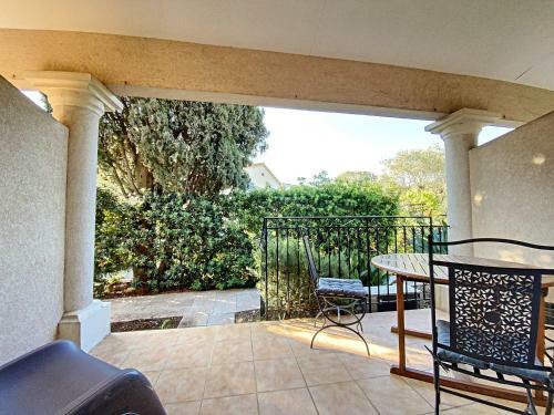 Apartamento Appartement 2 Pi�ces Au C?ur Du Cap D'antibes