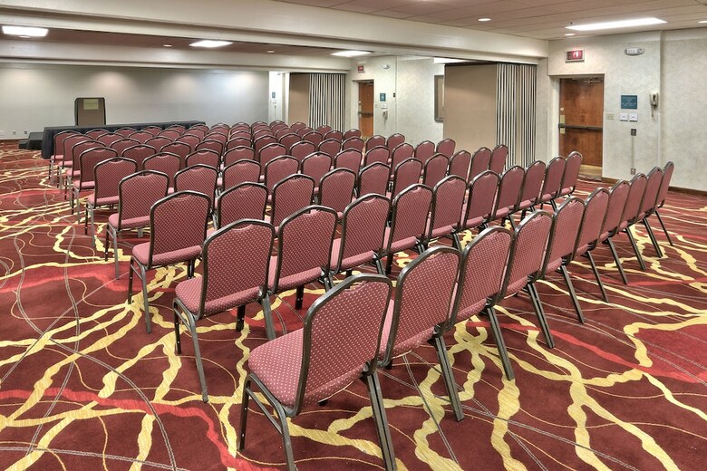 Mcm Elegante Hotel