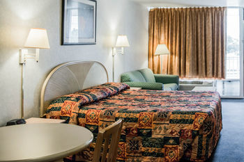 Hotel Rodeway Inn