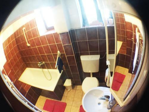 Hostal Guest House Pikapolonca