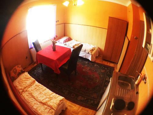 Hostal Guest House Pikapolonca