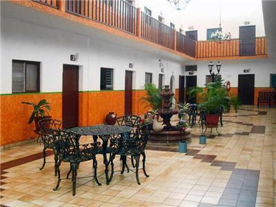 Hostal Hotel Cervantino