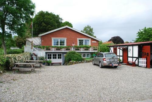 Bed And Breakfast �r�