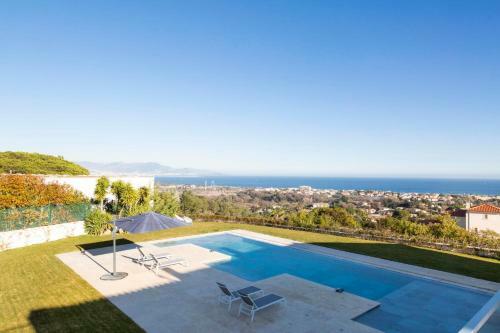 Luxurious Sea View Villa Outside Infinity Pool - Heated Indoor Pool