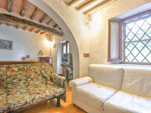 Tranquil Apartment In Boccheggiano With Private Garden