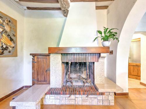 Tranquil Apartment In Boccheggiano With Private Garden