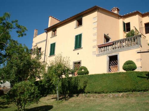 Tranquil Apartment In Boccheggiano With Private Garden