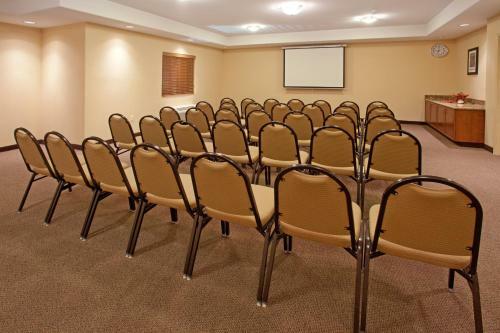 Candlewood Suites Roswell, An Ihg Hotel
